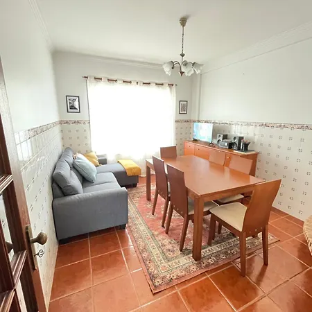 Ricardo House بيت للعطل إسموريز